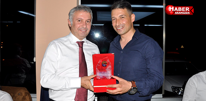 AYVACIK İLÇE JANDARMA KOMUTANINA VEDA ETTİ