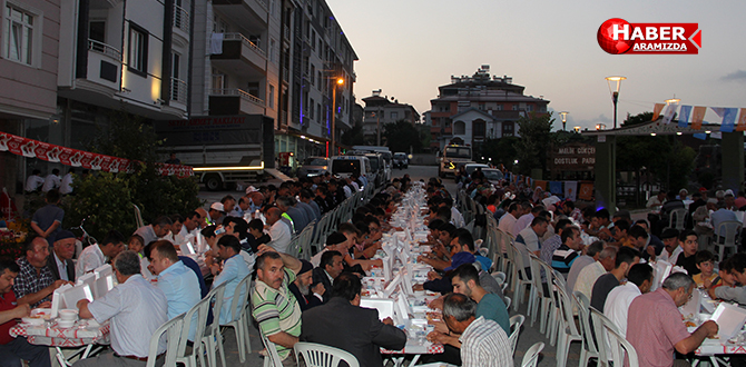 Kavak’ta iftar programına binlerce kişi katıldı