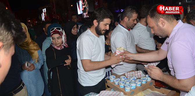 Askon’dan Direnişçilere Döner Ayran İkramı