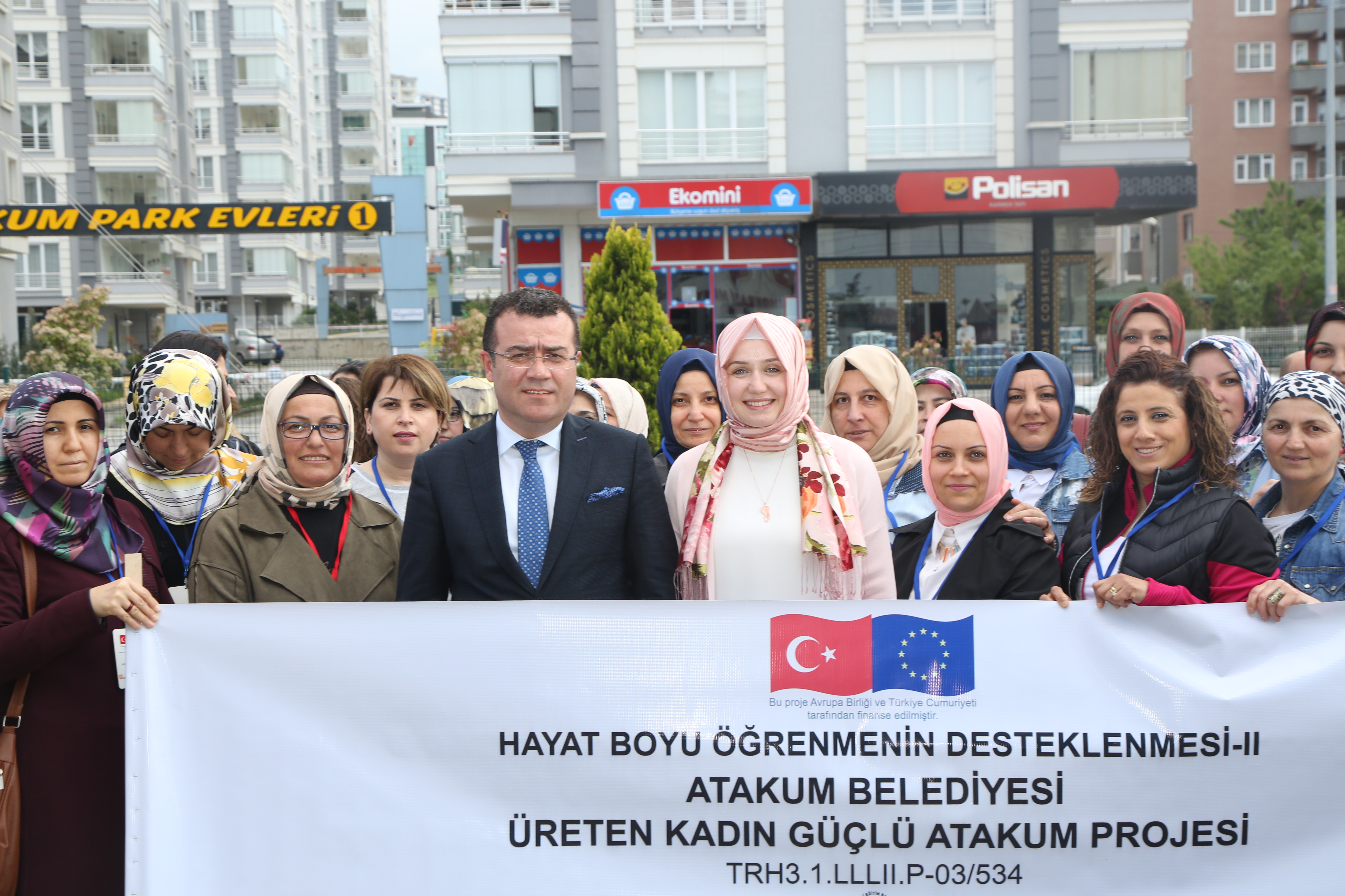 KADINLAR HER ALANDA ÖNCÜ