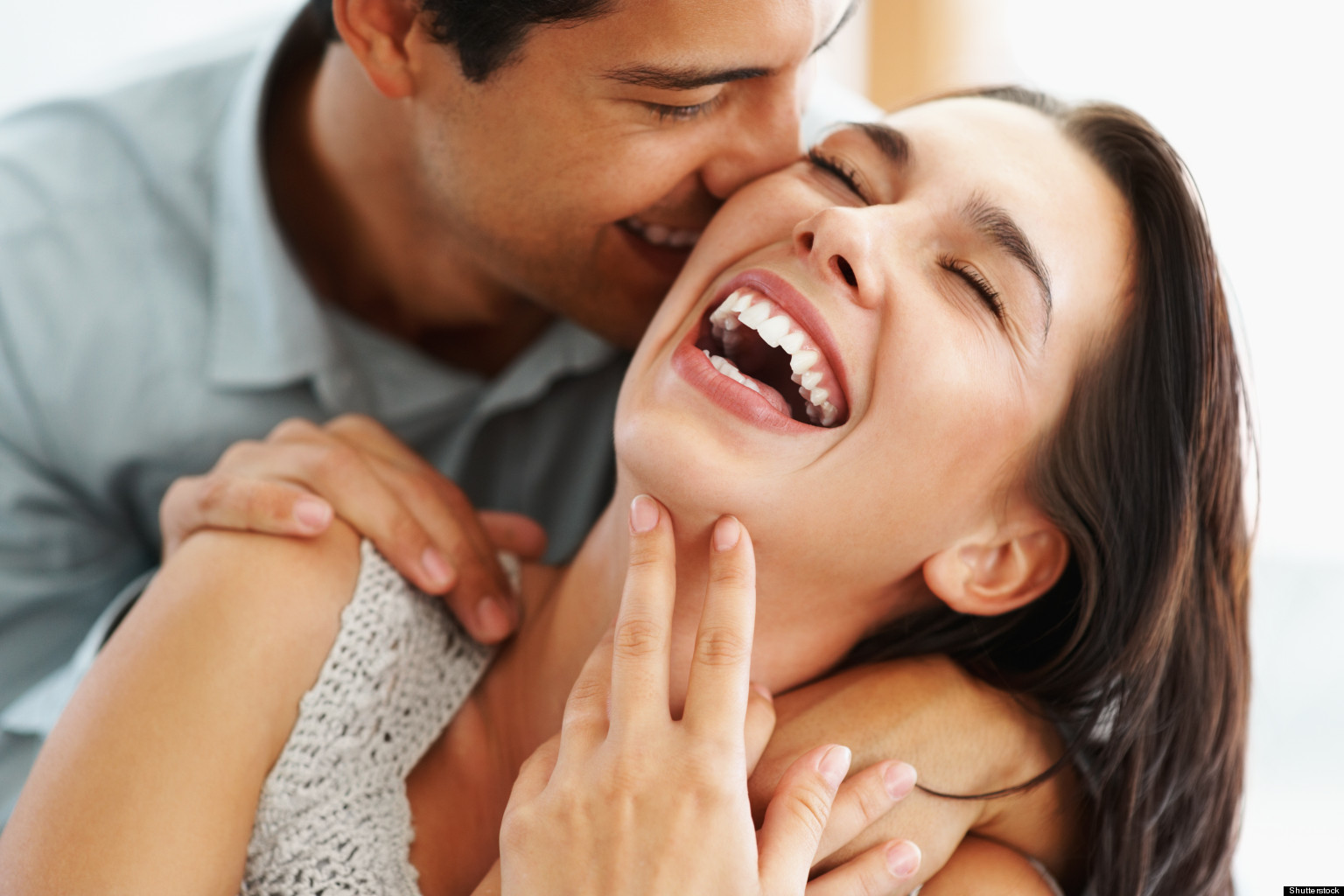 SAĞLIKLI BİR İLİŞKİ İÇİN ÖNERİLERE KULAK VERİN