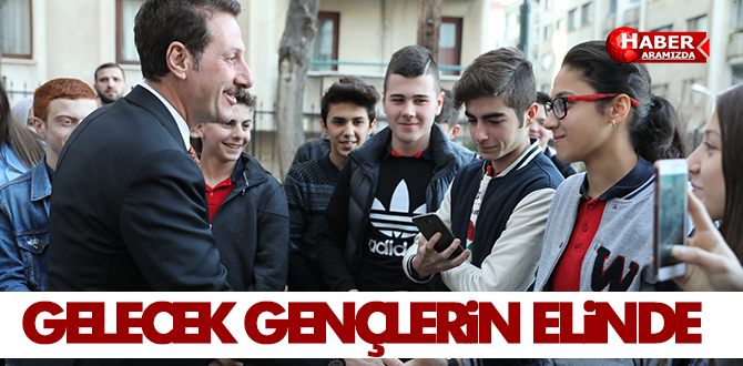 Tok, Gençlerle başbaşa