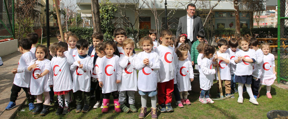 Atakum’da parklara meyve ağacı dikildi
