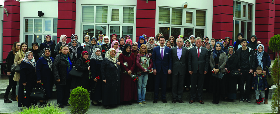 BAŞKAN TOK’TAN KADINLAR GÜNÜ MESAİSİ