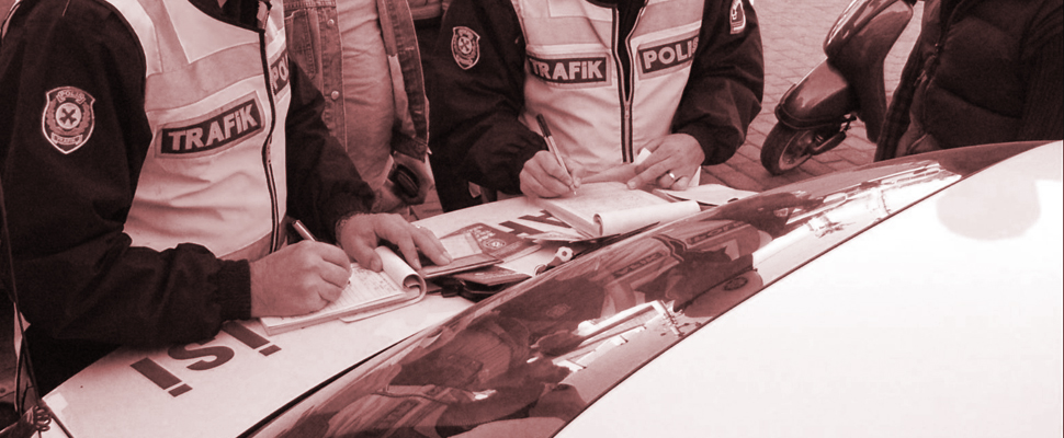 TRAFİK CEZASINDA REKOR 1 MİLYAR 295 MİLYON 854 LİRA