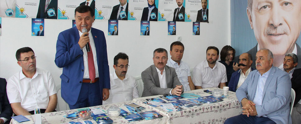 AK Partililer Havza’da bayramlaştı