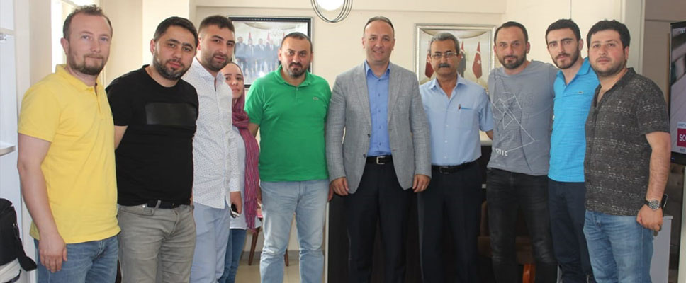 AKCAGÖZ, GENÇ İŞ ADAMLARINI ZİYARET ETTİ