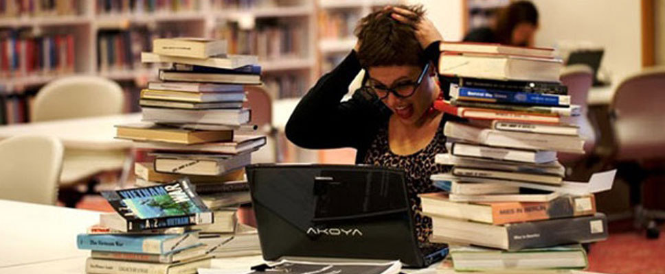 İŞKOLİKLERİN KASLARI AĞRIYOR