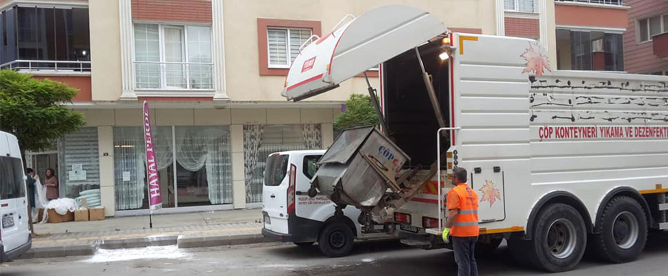 Tekkeköy’de Konteynerler Temizlendi