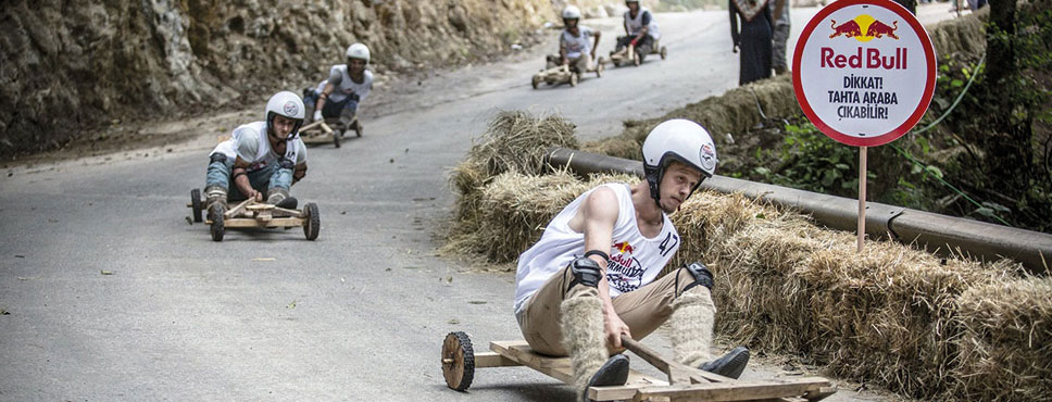 Red Bull Formulaz Tahta Otomobiller Rize’de Yarışıyor