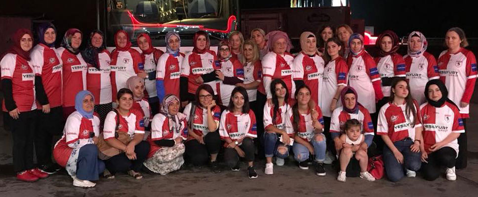 AK Kadınlar Samsunspor formalarıyla büyük kongrede