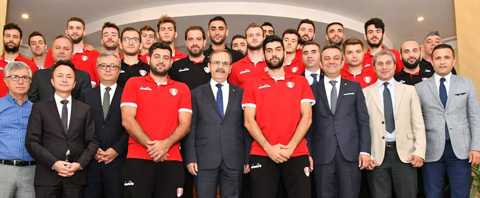 ŞAHİN, ATEŞ SAVAŞÇILARIYLA BİR ARAYA GELDİ