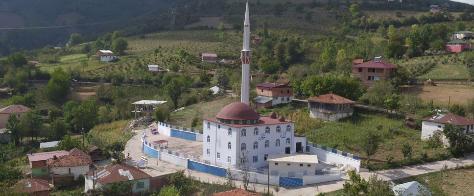Canik’te camiler baştan aşağı yenileniyor