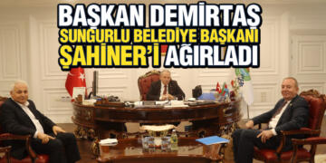 Başkan Demirtaş Sungurlu Belediye Başkanı Şahiner’i Ağırladı