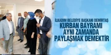 Başkan Demirtaş, Son Mesai Gününde Personeli İle Bayramlaştı