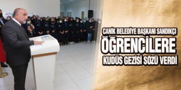 Başkan Sanıkçı Öğrencilere Kudüs Gezisi Sözü Verdi