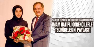Başkan Demir anlattı, öğrenciler dikkatle dinledi
