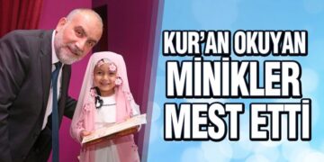 Kur’an Okuyan Minikler Mest Etti