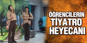 Öğrencilerin Tiyatro Heyecanı