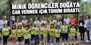 Minik Öğrenciler Doğaya Can Vermek İçin Tohum Bıraktı
