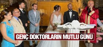Genç Doktorların Mutlu Günü