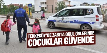 Tekkeköy’de Zabıta Okul Önlerinde Çocuklar Güvende