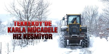 Tekkeköy’de Karla Mücadele Hız Kesmiyor